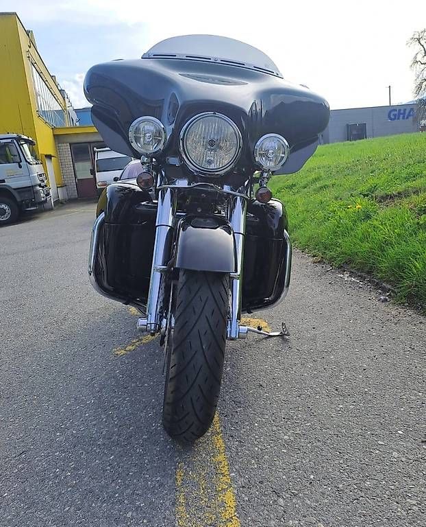 Touring: HARLEY-DAVIDSON Electra Glide CVO – Usato da Kerns venduto da tam_8jdp