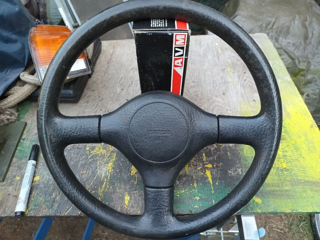 Mazda Tutti pezzi di ricambio auto: Mazda 323 lenkrad – Usato da Gudo venduto da dispo3