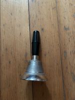 Ausruferglocke