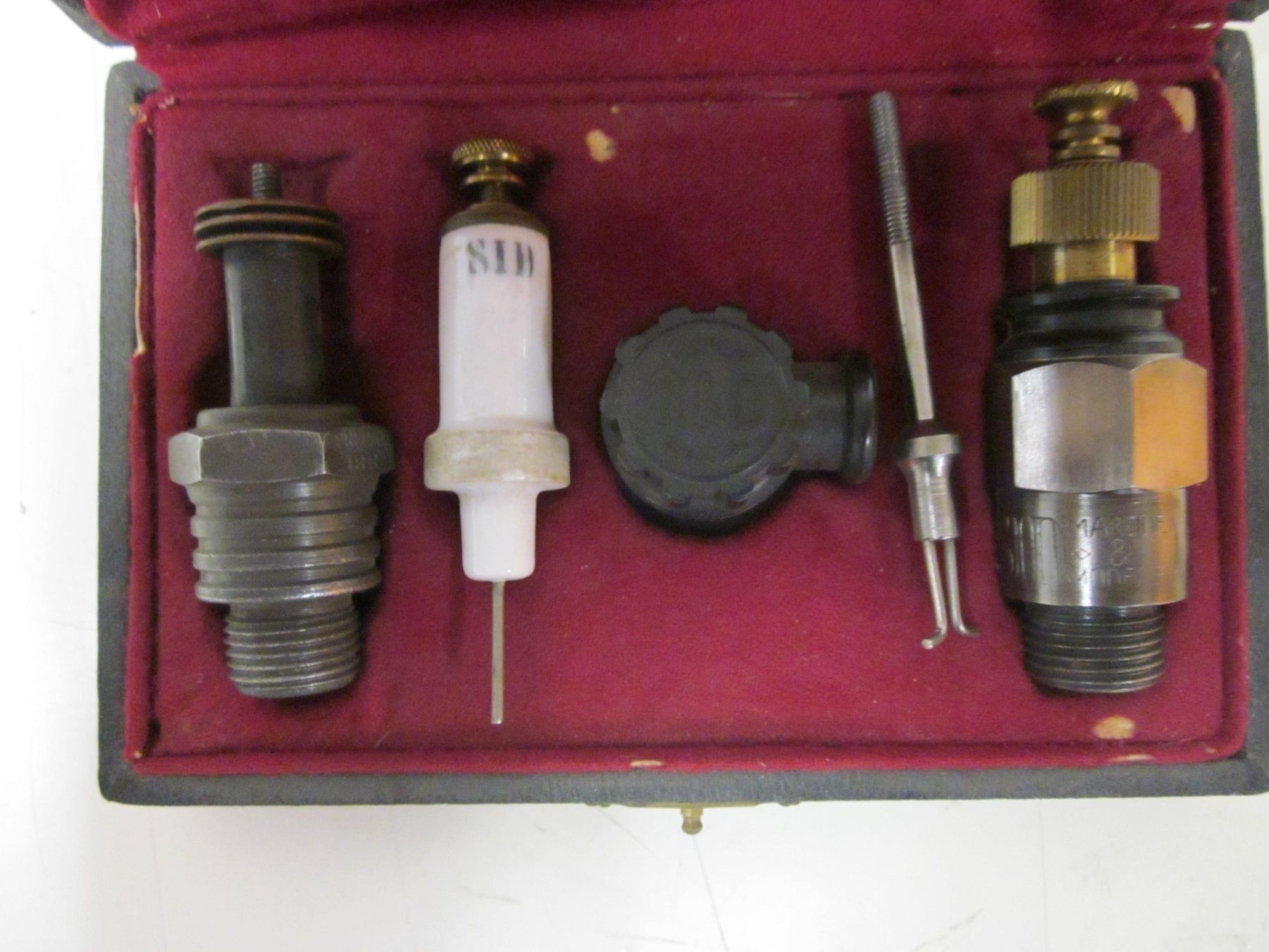 Tutti i ricambio per moto: Antik Zündkerzen SID Bougies 1920 Vintage Motorrad Oldtimer – Usato da Grand-lancy venduto da kohler333 1