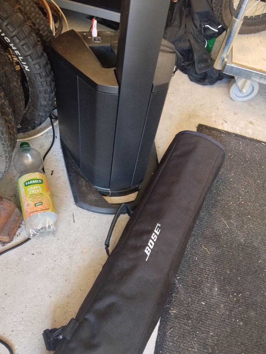 Bose Lautsprecher: Bose L1 Compact Power Stand mit Tragetasche – Gebraucht aus Meiringen von Sirenita01 1
