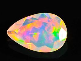1 kts Feuer Opal Regenbogen Pear Cabochon Opale Ethiopie