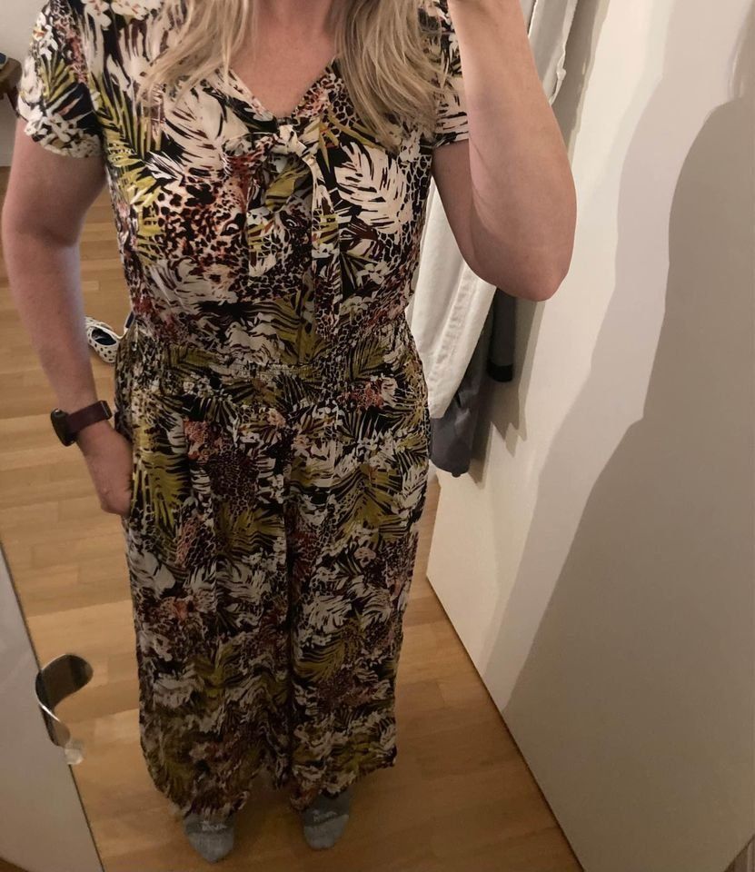 Blutsgeschwister Tute: BLUTGESCHWISTER Jumpsuit schwalbenschwingen MEDIUM – Usato da Wädenswil venduto da lucy-ethel 2