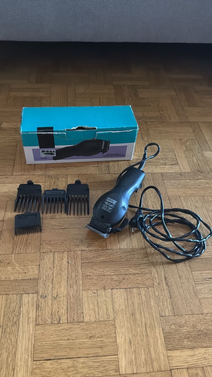 Taglio: Haarschneidemaschine mit Zubehör – Usato da Diepoldsau venduto da chi_9zcq