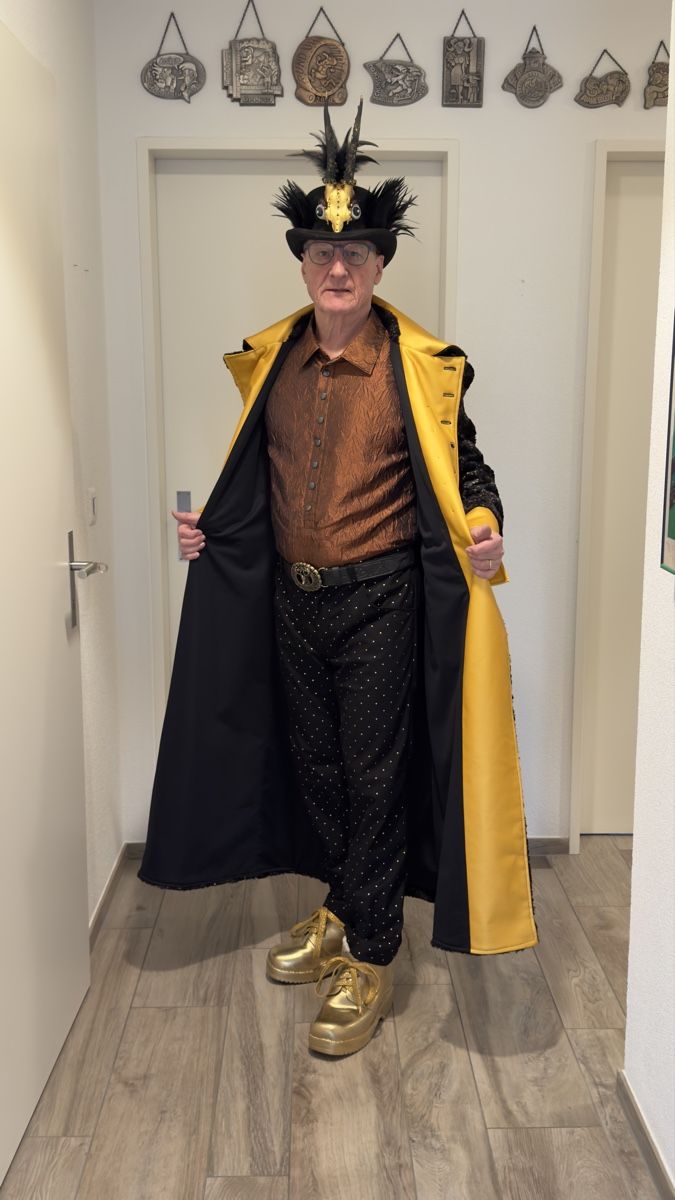 Costumi: Fasnachtskostüm Herren gold schwarz Grösse  M – Usato da Biberist venduto da Bsetzistei11 4