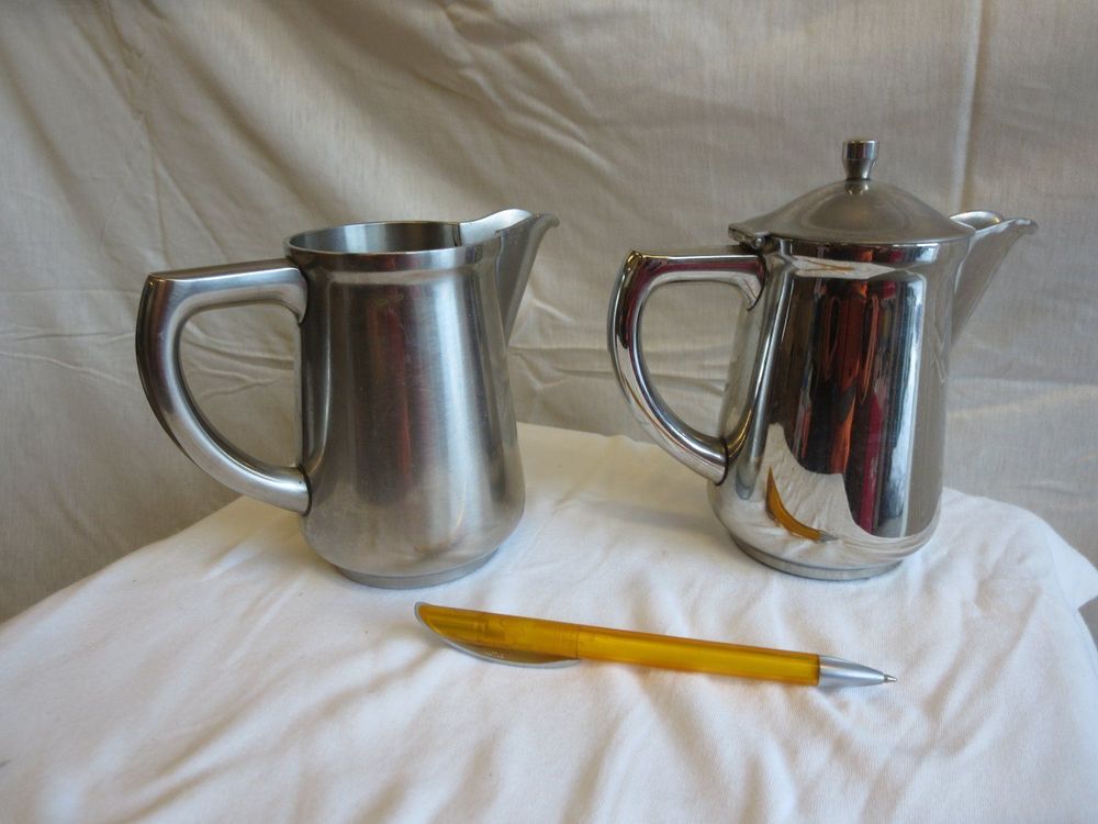 Edelstahl Messbecher 700ml Mit Deckel - Latte Art Milchkrug Mit Skalen