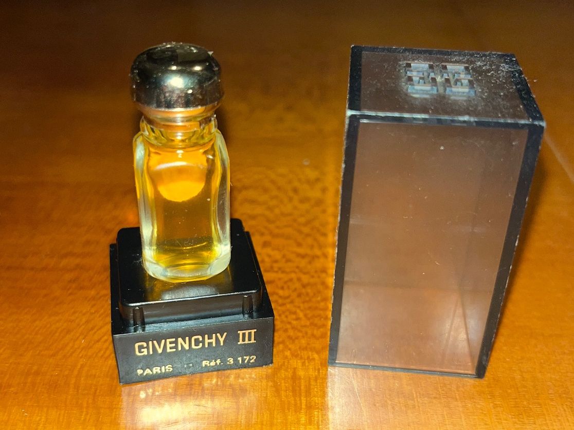 Givenchy Profumi & Eau de Toilette: Givenchy III Miniatur Parfum vintage, Original Box – Nuovo (secondo la descrizione) da Winterthur venduto da ver_j6jn 1