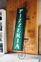 Leuchtreklame Schild Pizzeria
