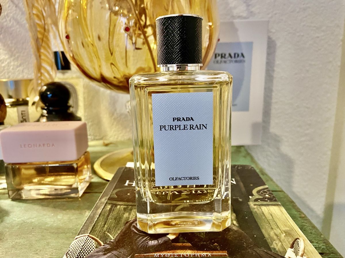 Prada Profumi & Eau de Toilette: Purple Rain Prada 100ml – Nuovo (secondo la descrizione) da Bossonnens venduto da Ylangsoleil