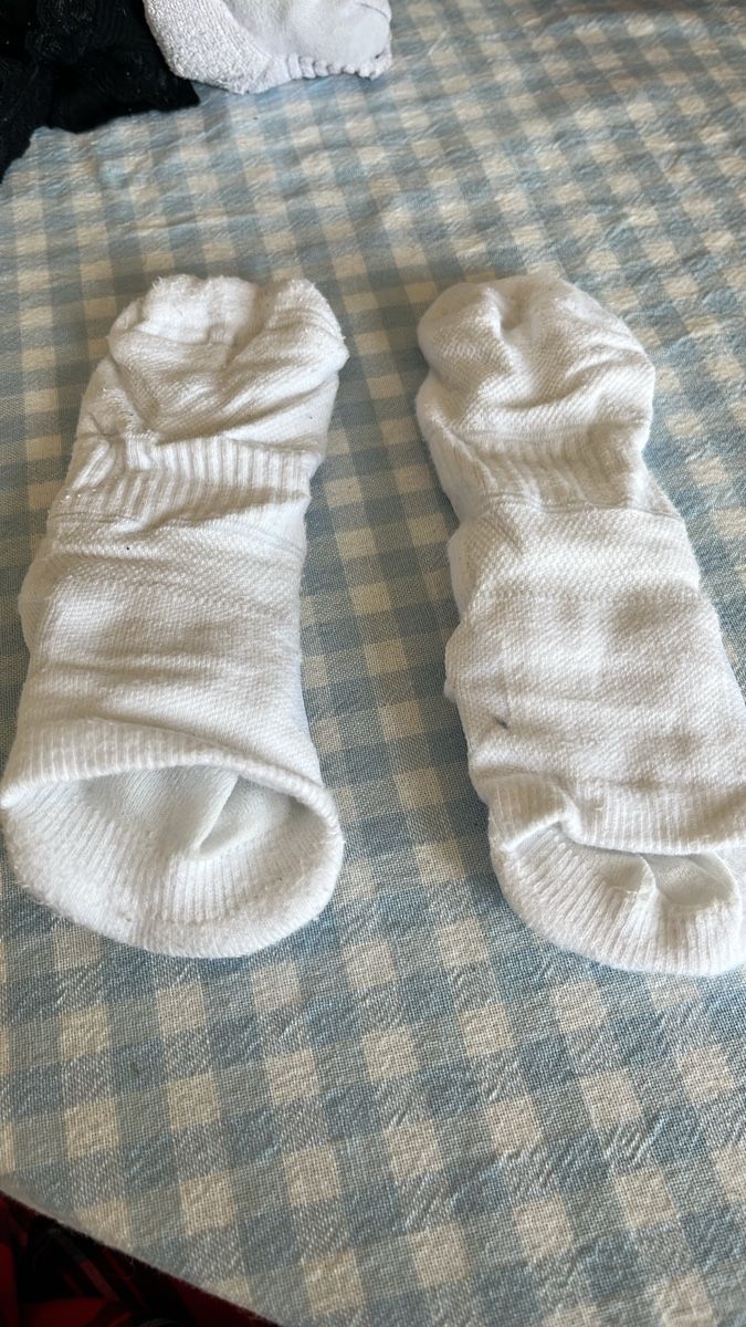 Socken: Warme Wintersocken, weiss, Grösse 39-42, Top Zustand – Gebraucht aus Winterthur von sel_kp8t