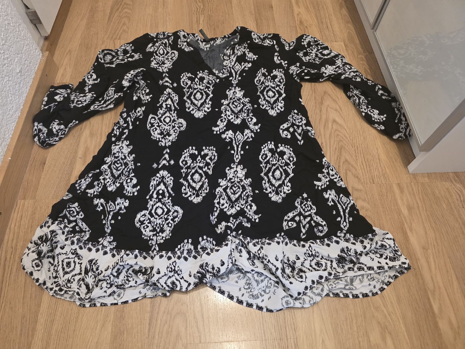 Lotti di vestiti: kleiderpaket grösse L Damen – Usato da Büsserach venduto da Seve23. 1