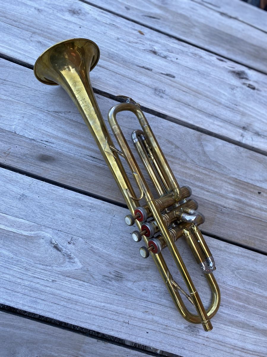 Selmer Musikinstrumente: Taschentrompete Selmer, mit Koffer – Gebraucht aus Glattbrugg von Pischte.Brockenhaus