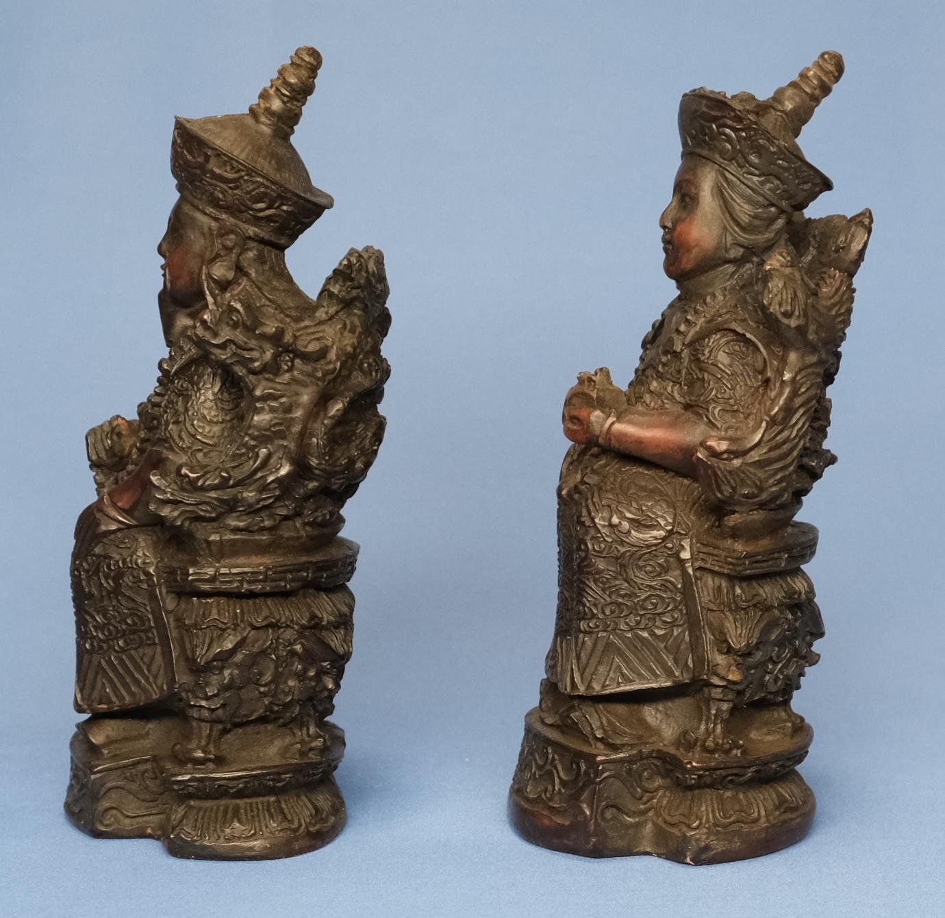 Figurines: 2 ältere chinesische Figuren Kaiserpaar – D'occasion à Zürich par Melody2000 2