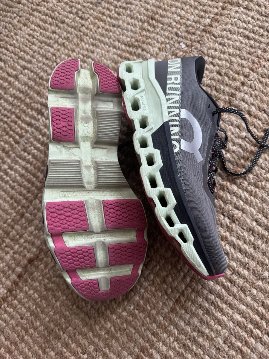 On Chaussures hommes: ON Cloudmonster 2 Laufschuh – D'occasion à Magden par Shakee 2