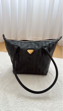 Elegante Handtasche von Maison Mollerus – Zeitloser Klassike