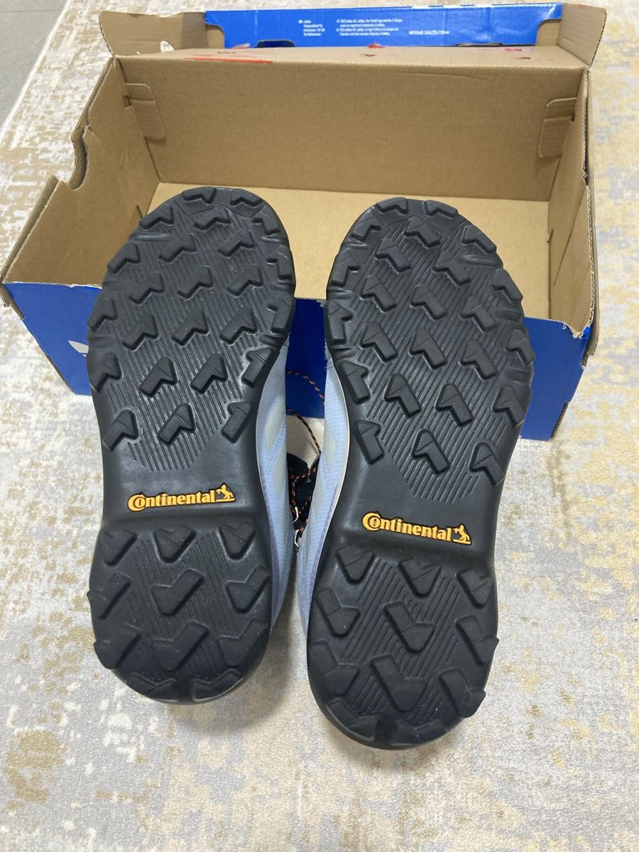 Adidas Scarpe da donna: Treckingschuhe – Usato da Ebikon venduto da Ibraimis 2