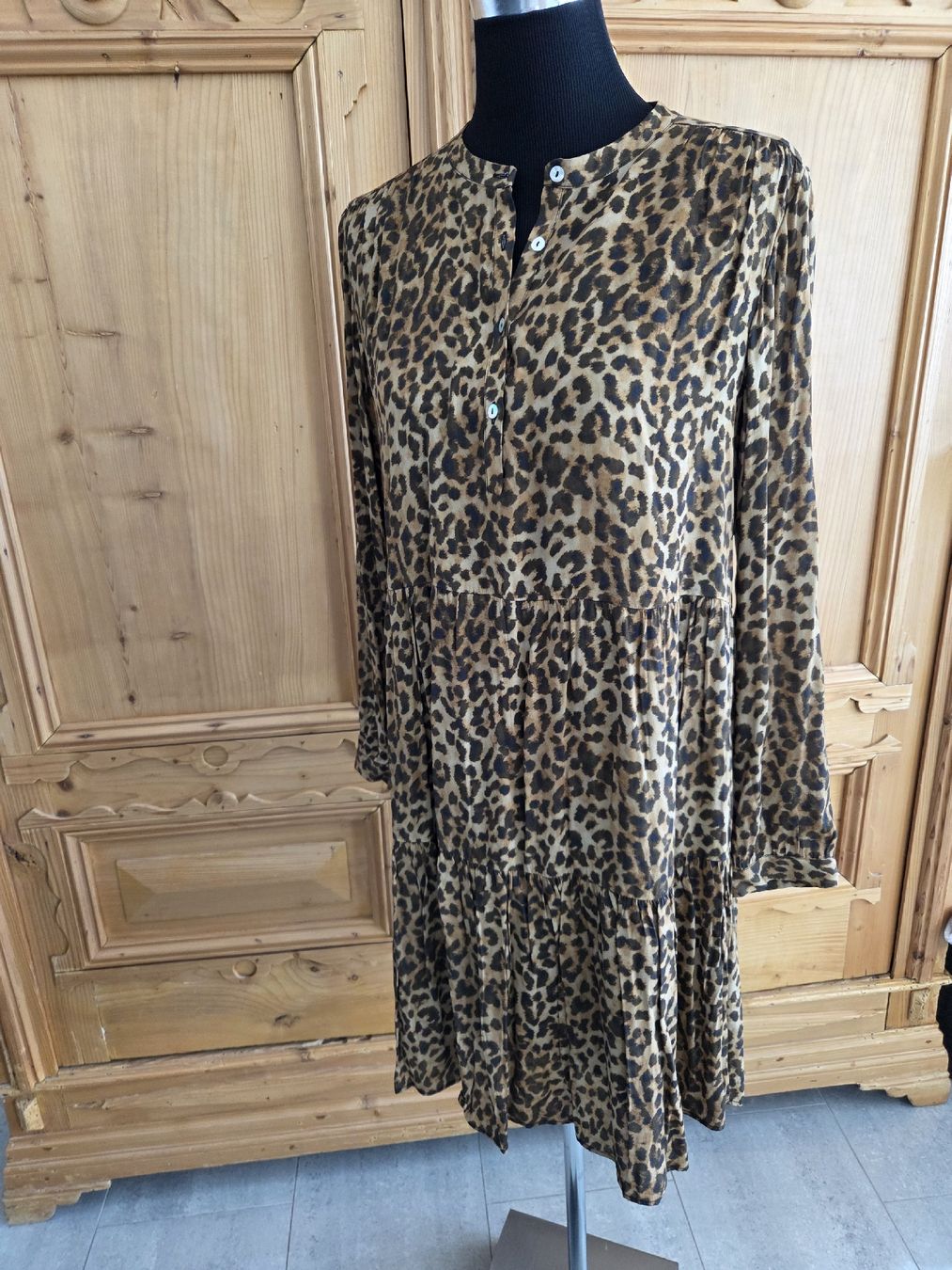 Rich & Royal Kleider: schönes Kleid Rich & Royal – Neu (gemäss Beschreibung) aus Wiesendangen von Sinhuk