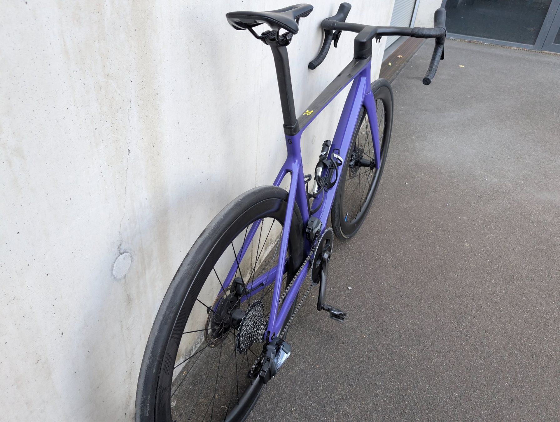 Scott Vélos: Scott Addict RC – D'occasion à Givisiez par kev_b2b9 6
