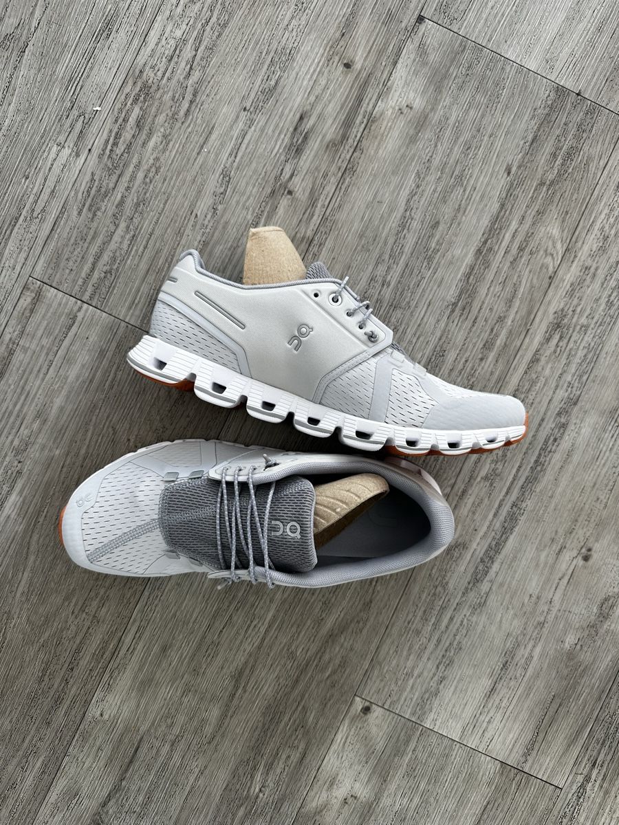Scarpe da donna: On Schuhe 5 Paar Total – Nuovo (secondo la descrizione) da Chur venduto da Lungos72 9