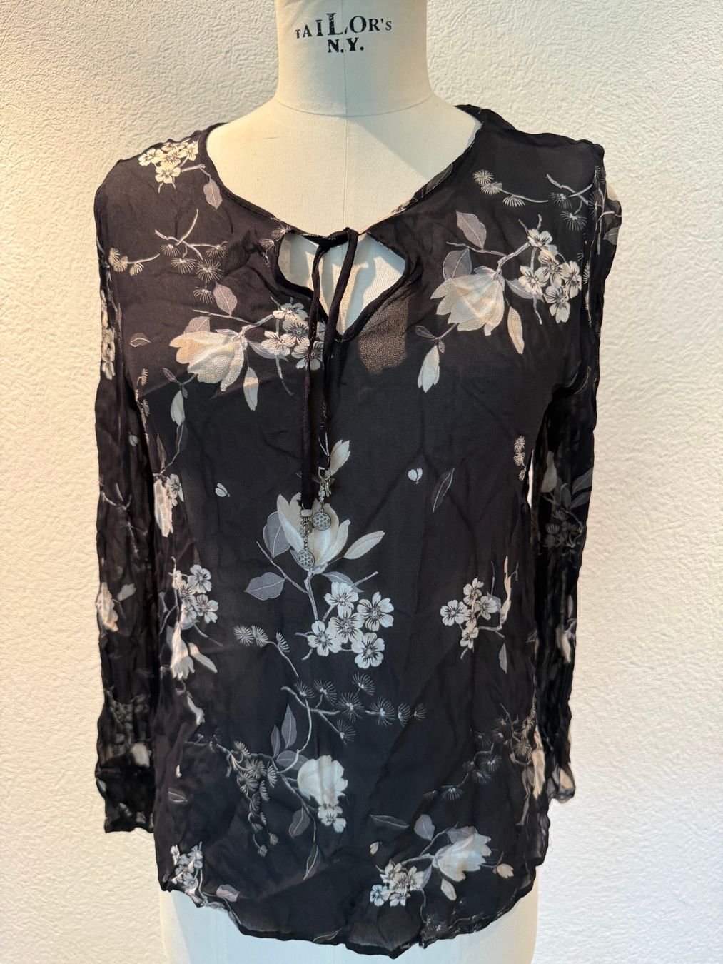Nile Camicette: Nile Bluse Grösse S 100 % Viskose – Usato da Kirchdorf AG venduto da Coco0805 1