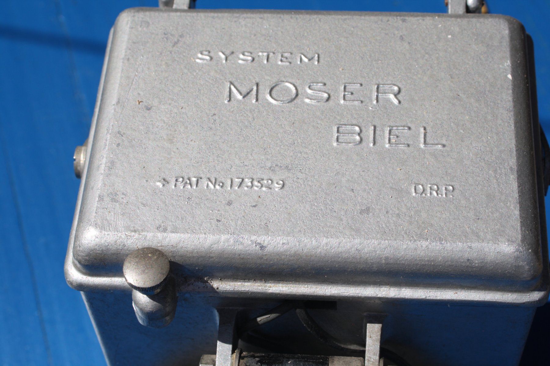 Lampade: ALTE MOSER BIEL LAMPE – Usato da Wauwil venduto da Pneuedy 3