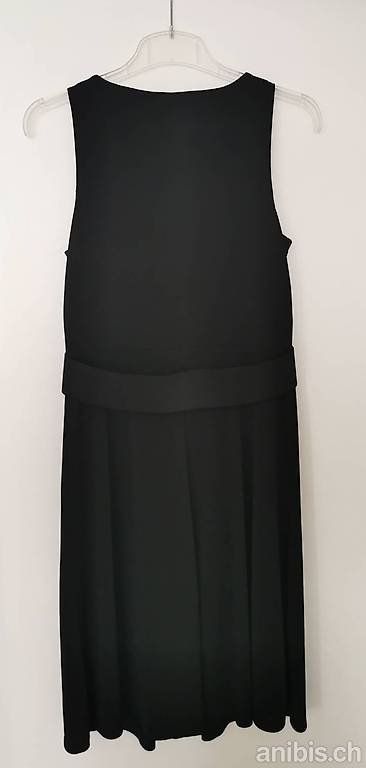 Esprit Vestiti: Robe Esprit Noire – Nuovo (secondo la descrizione) da Penthalaz venduto da Cortis 1