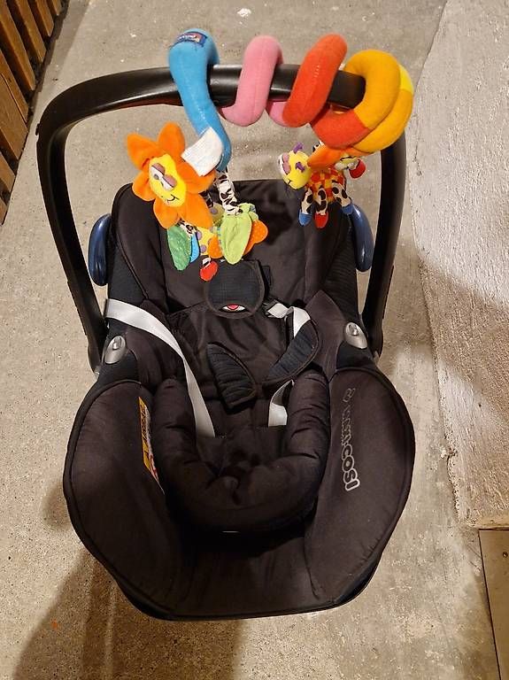 Auto-Kindersitze: Babyschale Autokindersitz Maxi-Cosi – Gebraucht aus Zürich von pm00 1