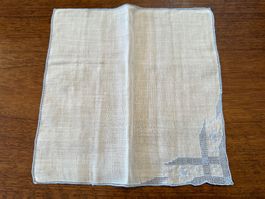 Taschentuch weiss mit blauer Stickerei in gutem Zustand