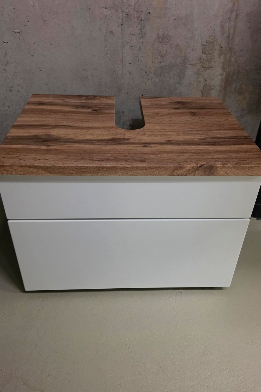 Mobili per bagno: Held Möbel Davos Waschtischunterschrank 60 – Usato da Algetshausen venduto da Elbrownie