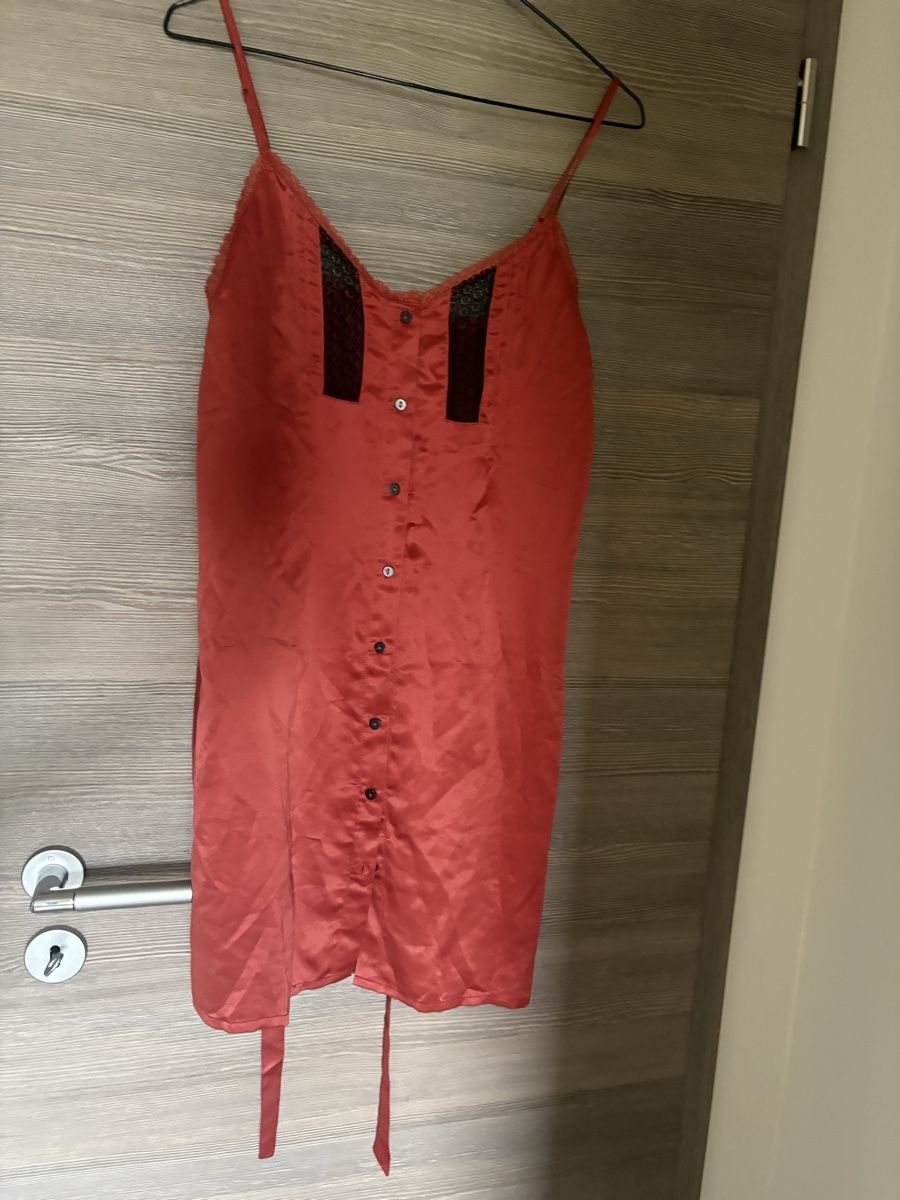 Negligees & Pyjamas: Nuisette darjeeling  – Gebraucht aus Les Brenets von tej_c9g9