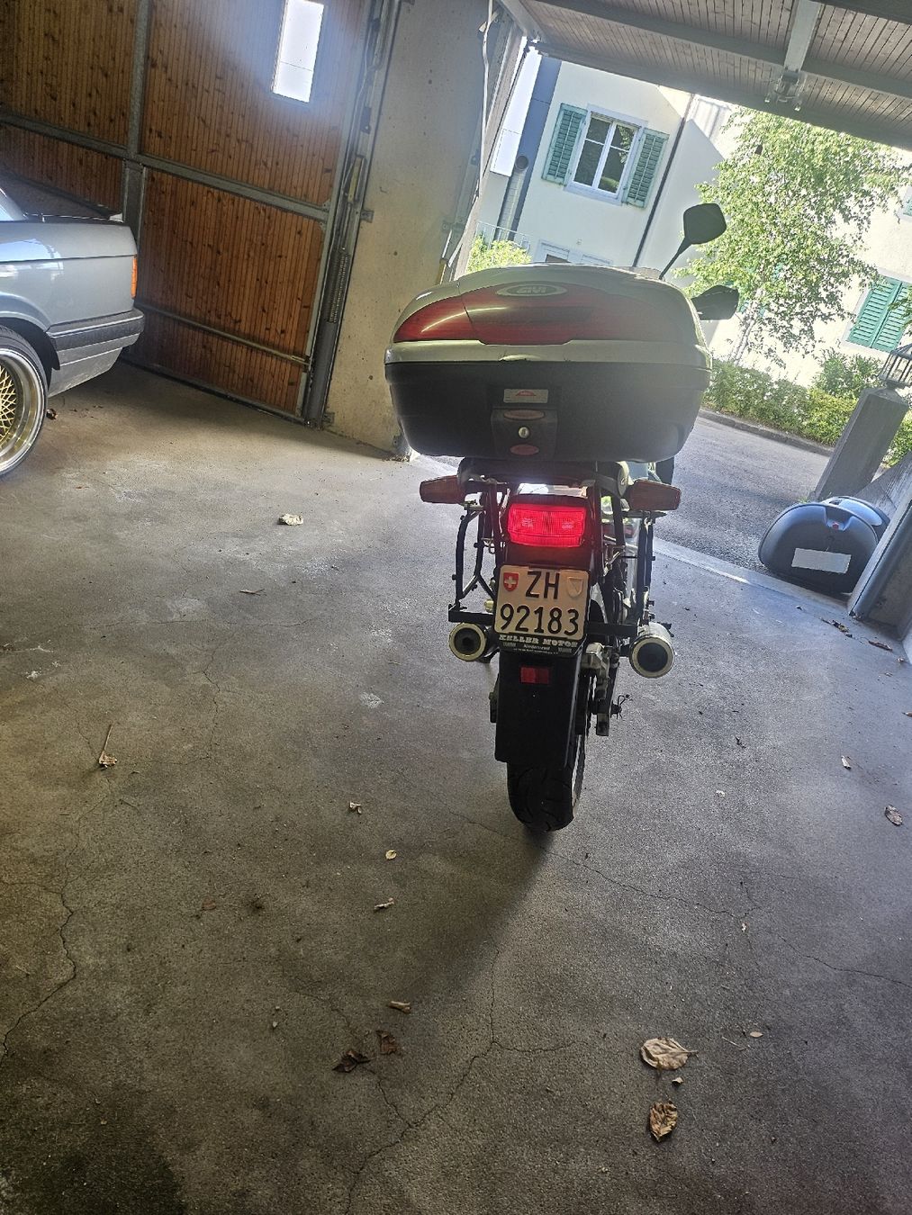 Yamaha Touring: Yamaha TDM 850 3VD – Usato da Wädenswil venduto da Looopic 3