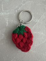 Handgefertigter Erdbeer Anhänger 🍓 Keychain