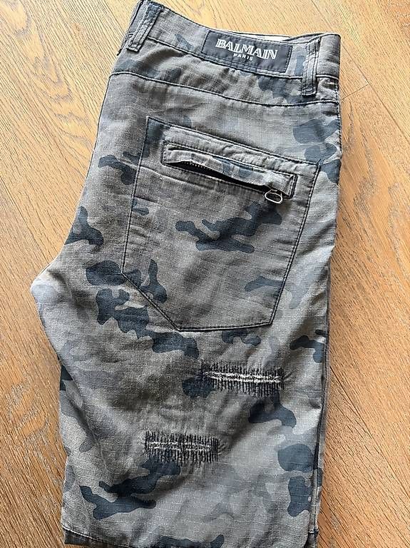 Pantalons: BALMAIN Paris Hose GR 30 – D'occasion à Schindellegi par Poshanna
