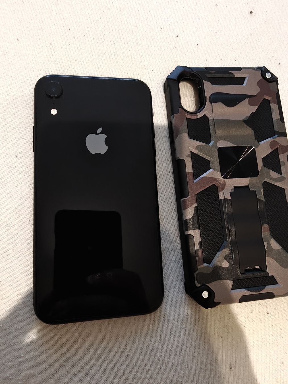 Apple Telefoni cellulari / Smartphones: Iphone XR 64gb – Usato da Delémont venduto da man_gpn6 1