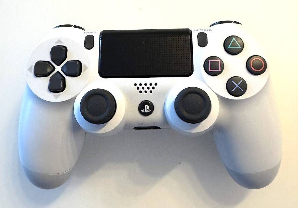 Controller: Controller Dualshock 4 & Dualshock 4 Charging Station PS 4 – Gebraucht aus Bülach von gcricri 3