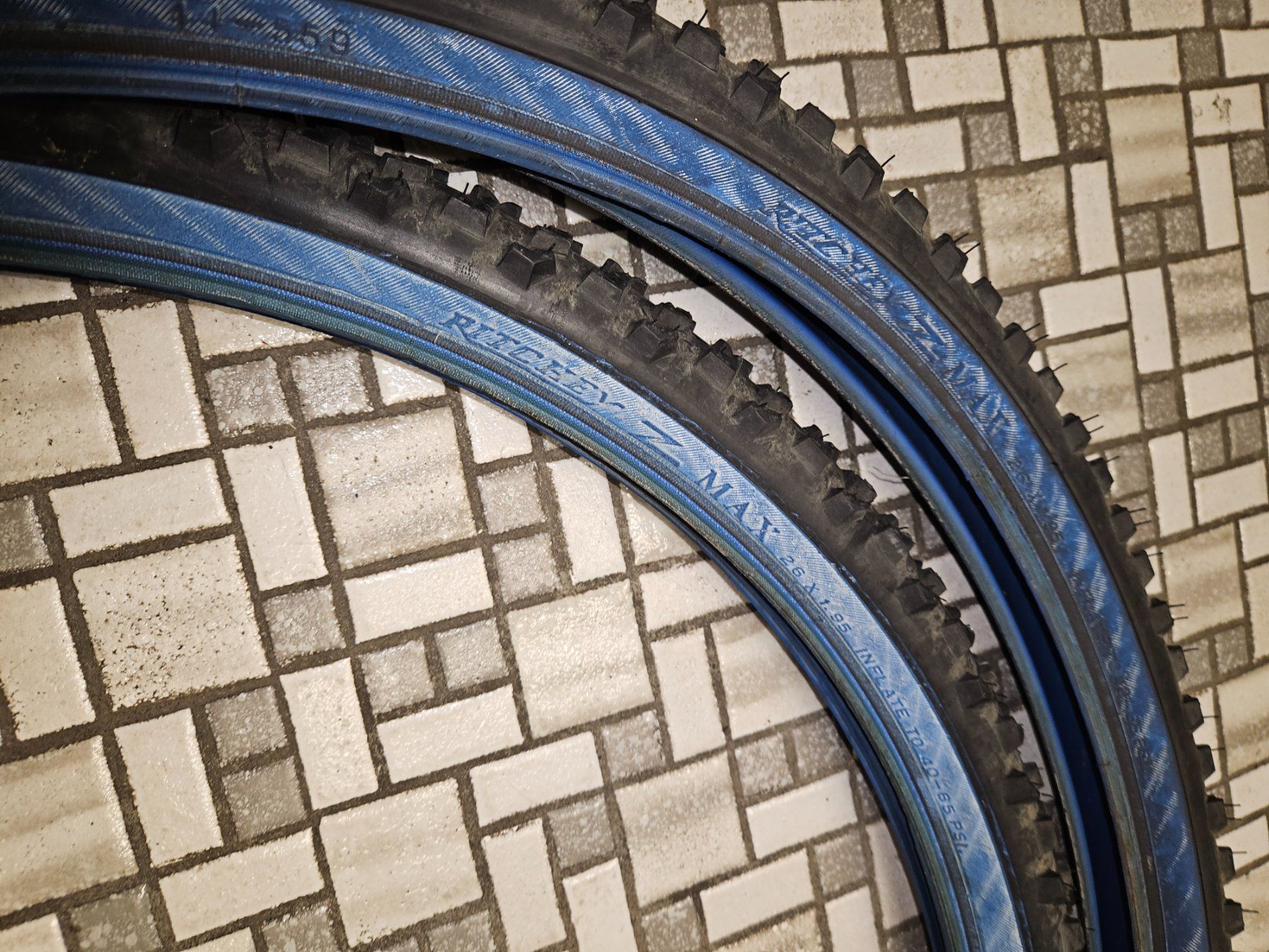 Ritchey Ersatzteile: Ritchey Z Max Blue Wall Retro MTB Reifen – Gebraucht aus Ammerswil AG von Undenheim 2