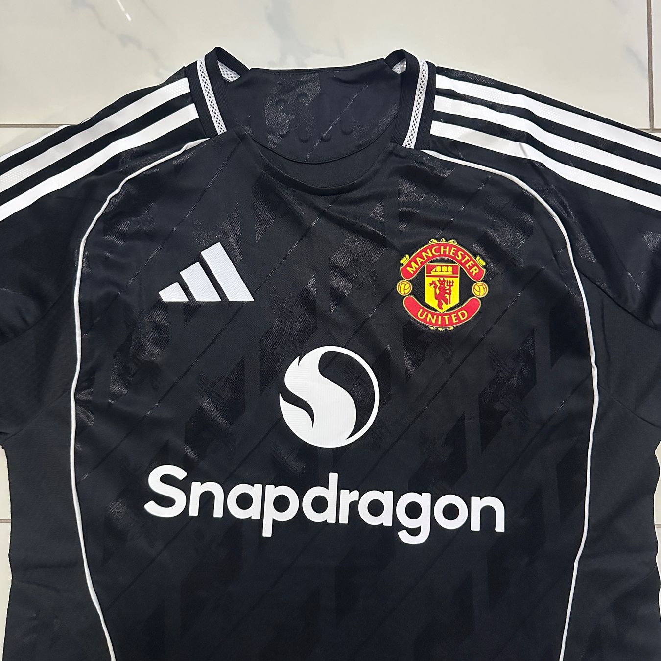 Manchester United Maillots de corps & Pantalons: Manchester United Trikot Grösse L – Neuf (Voir description) à Liestal par tha_dg6j 1