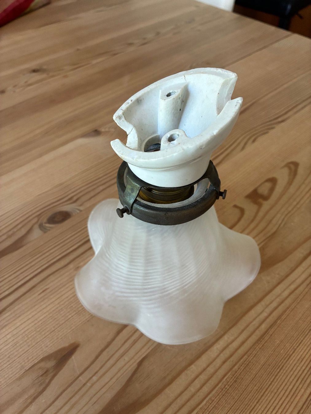 Lampen: Antike Wandlampe – Gebraucht aus Uznach von Kas-Fri 3