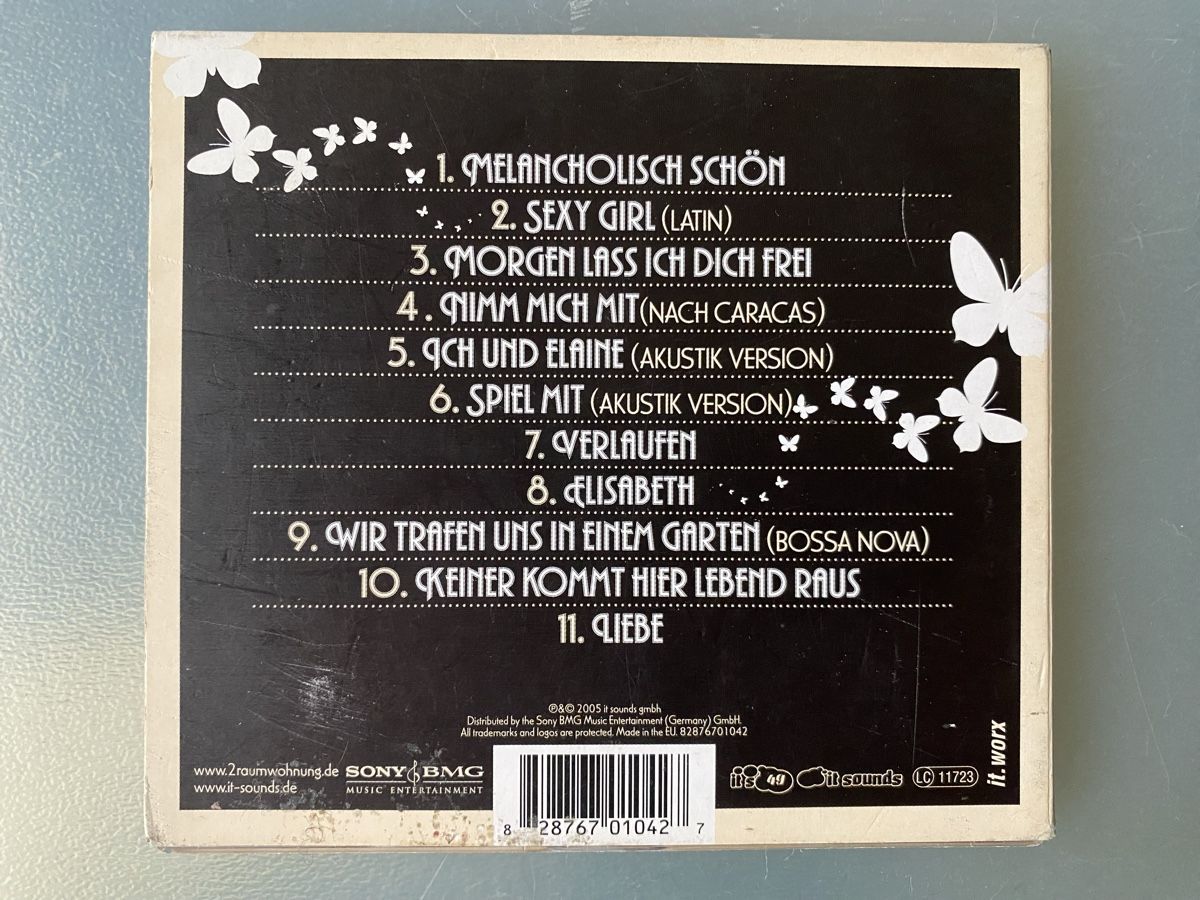 CDs: 2 Raum Wohnung - Melancholisch Schön – Gebraucht aus Oberried Brienz von Chyara 1