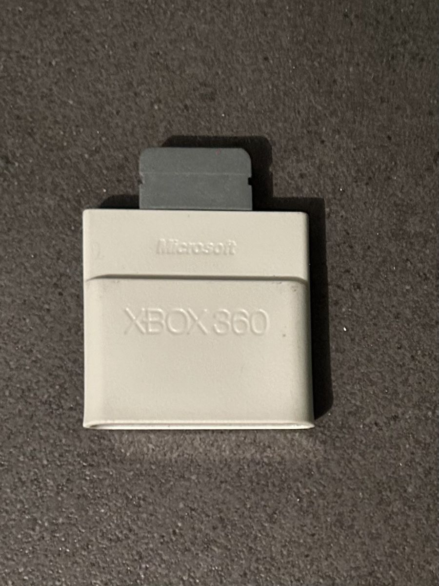 Memory unit & Memory card: Xbox 360 Memory Unit Speicherkarte 64 MB – Usato da Kestenholz venduto da Mad18