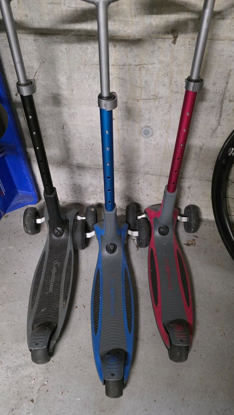 Globber Kickboard: Globber Scooter Ultimum – Usato da Wallisellen venduto da Locura76 1