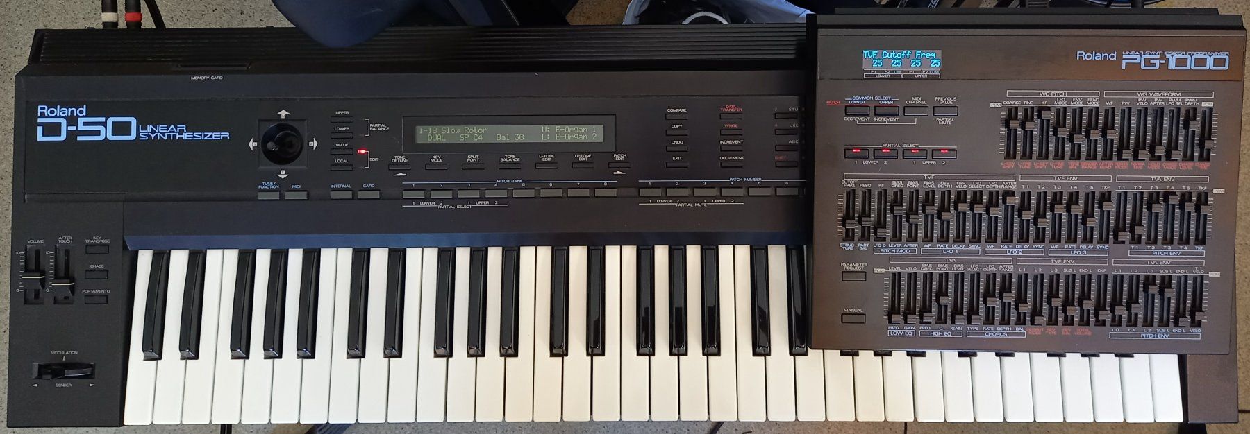 Roland Strumenti musicali: Roland D-50 Synthesizer + PG-1000 Programmer + RAM Card – Usato da Luzern venduto da garlicia 2