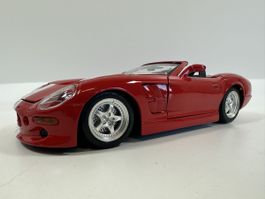 Shelby Series 1 1:18, rot-weiss, BBURAGO