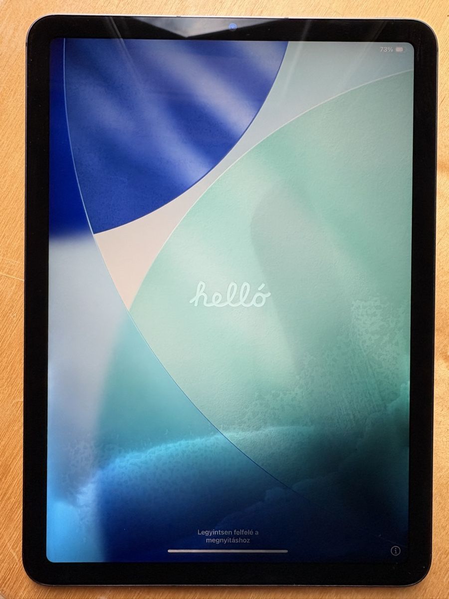 Apple Tablet PC: iPad Air 5th Gen M1 64GB – Defekt aus Steffisburg von noctilux