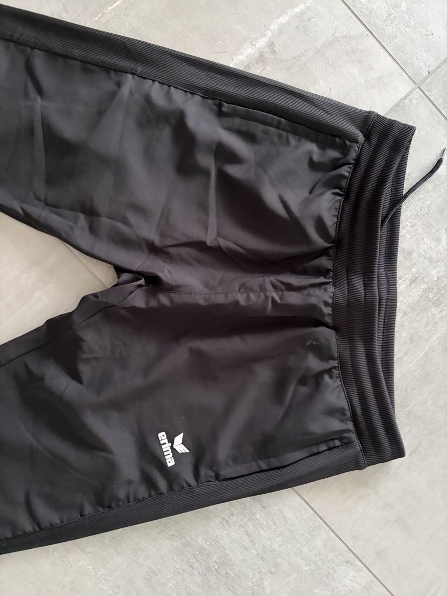 Hosen: Erima Trainerhose schwarz / Grösse 40 – Gebraucht aus Fischbach-Göslikon von Barbarak2 1