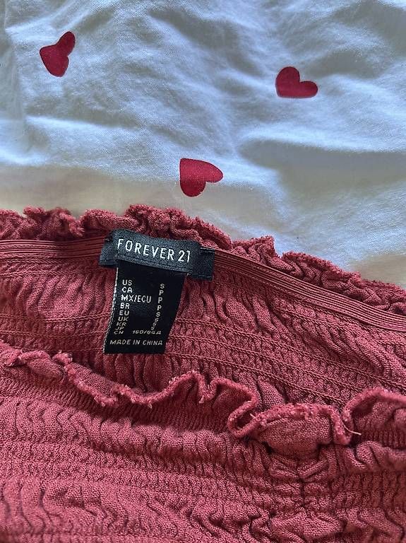 Tops: FOREVER 21 BURGUNDY CROPPED TOP – D'occasion à Zürich par cla_l2t2 3
