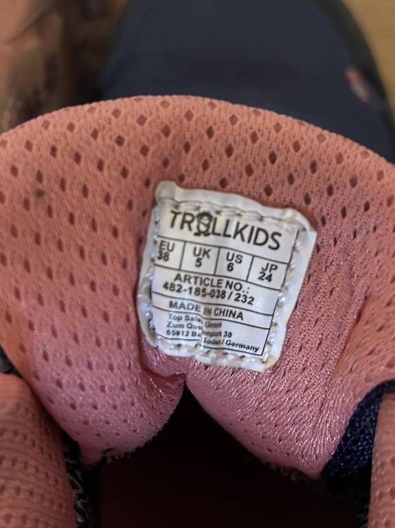 Scarpe da uomo: Wanderschuhe 38 – Usato da Münchenbuchsee venduto da Ninchen1 2