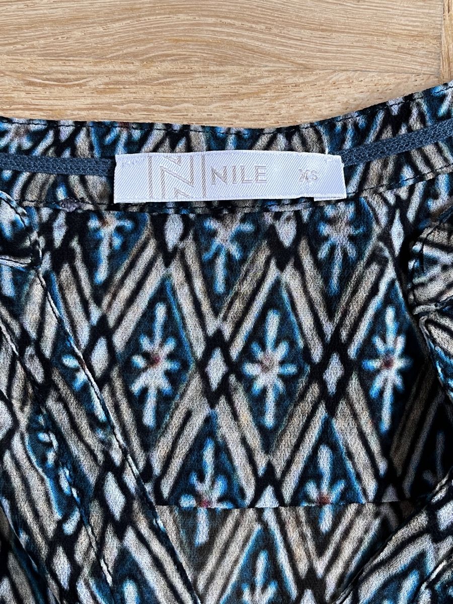 Nile Camicette: Damenbluse NILE Muster XS   – Usato da Zürich venduto da Kleanthy 2