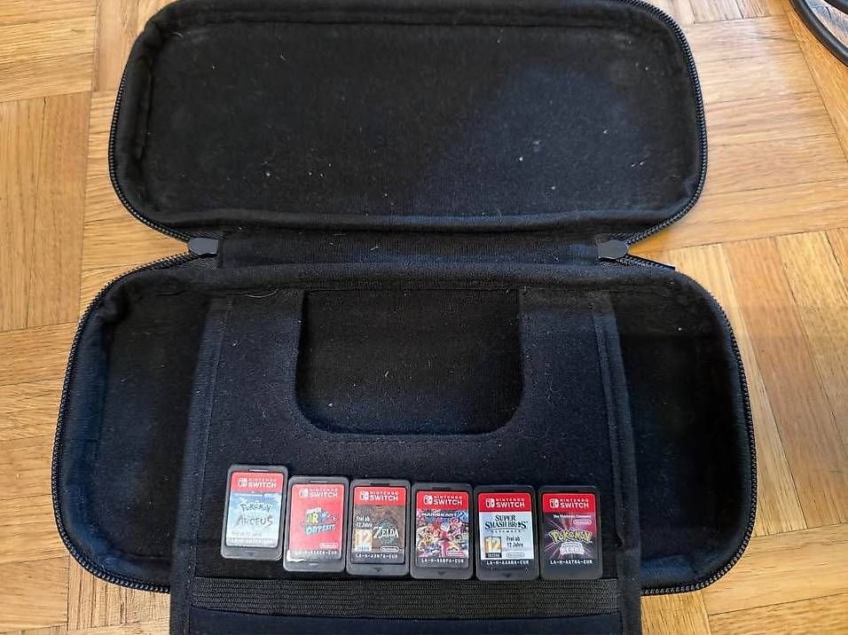 Console: Nintendo Switch V1 + 8 jeux + accessoires  Pack complet – Usato da Meyrin venduto da catarinalopes96 2