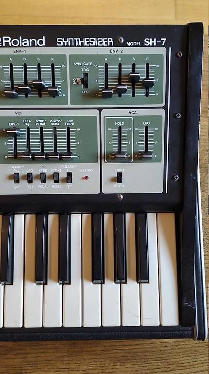 Roland Musikinstrumente: Roland SH-7 – Gebraucht aus Vevey von OddEcho 4